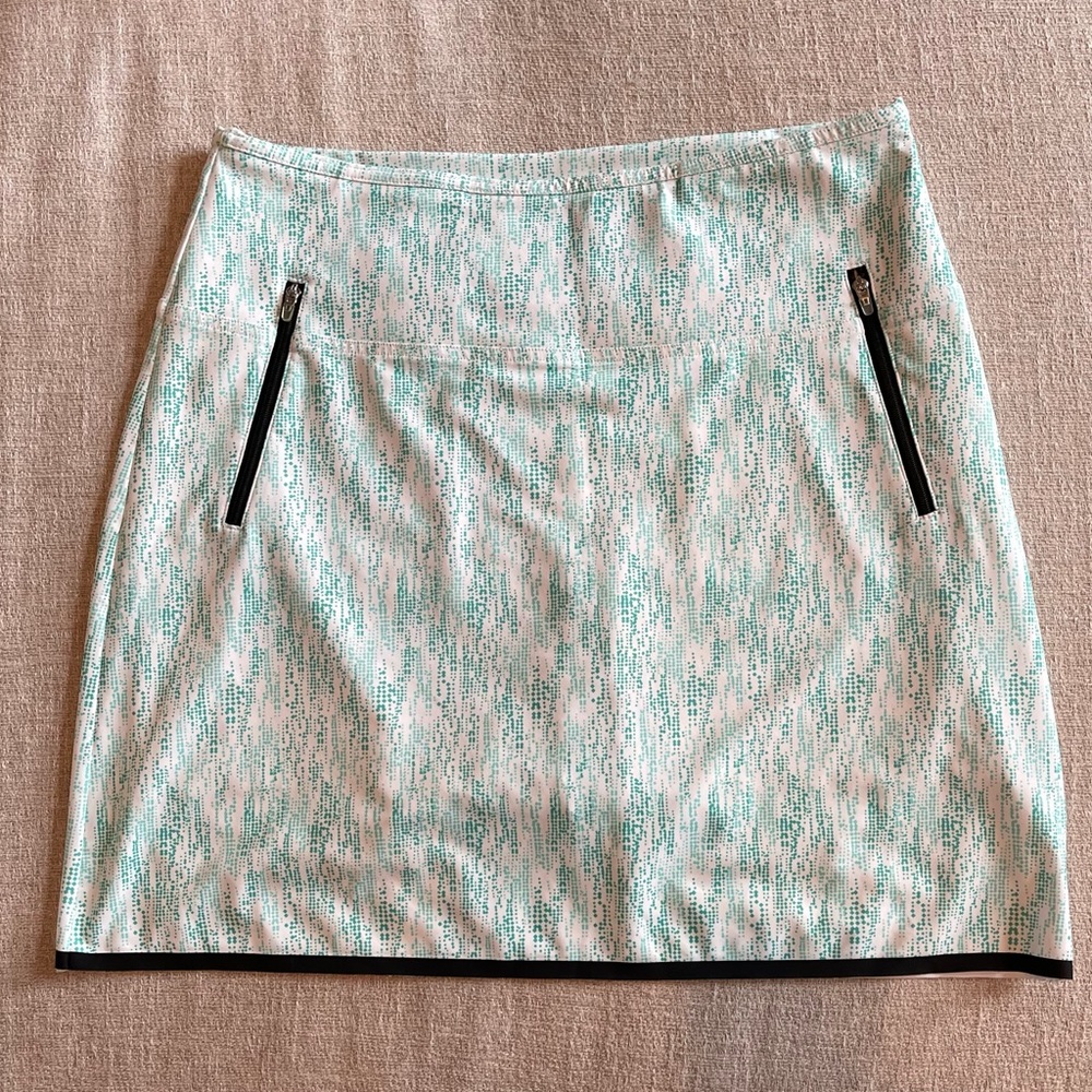 Cutter & Buck Annika skirt. Size M.
